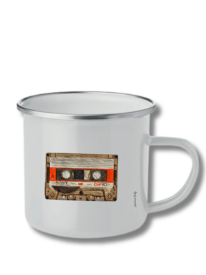 tasse_metal_vintage_personnalisee_laurence_audy_k7